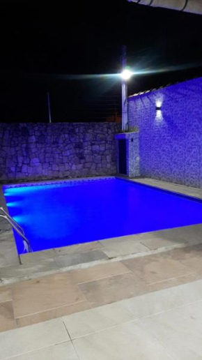 Casa com piscina - 3 Dormitórios - Enseada - Guarujá